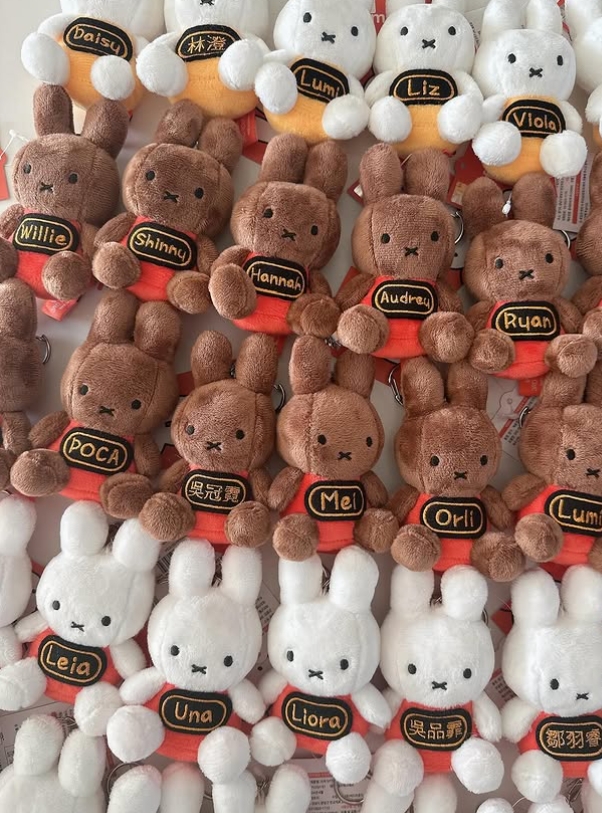 (長期販售)【韓國客製化】姓名客製化娃娃吊飾✨