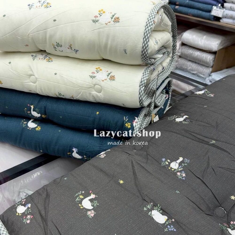 18434436 (7) (預購)【韓國四季被】正韓🇰🇷花園小鴨 薄款/厚款四季被🦆 (只有單人)