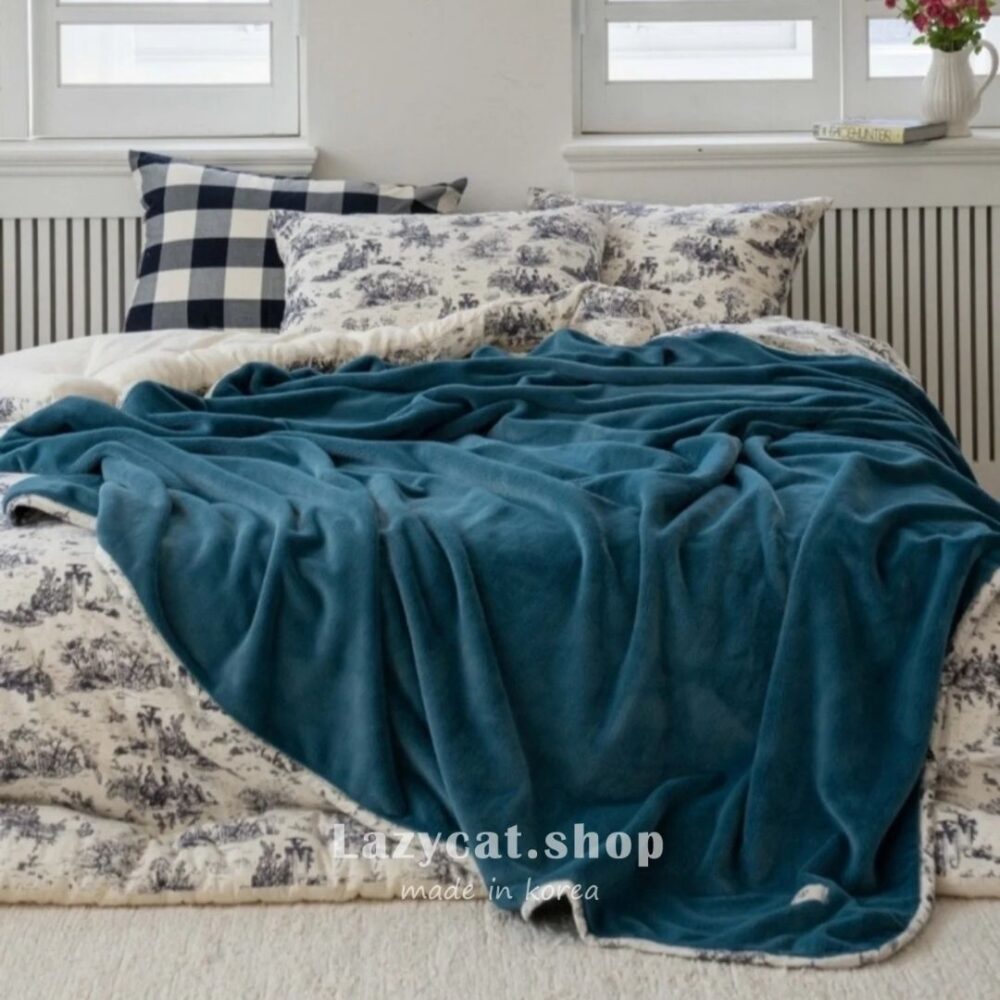 素色法式滾邊毛毯 (6) (預購)【韓國毛毯】正韓🇰🇷素色法式滾邊 毛毯🖤💙