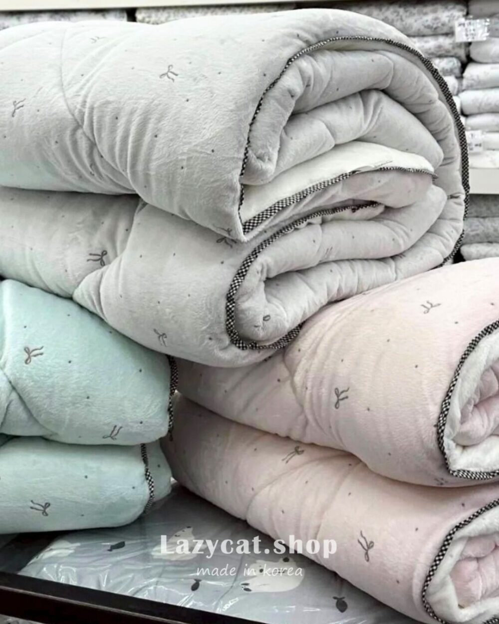 點點蝴蝶結毛絨🌡️毛絨冬被 (10) (預購)【韓國冬被】正韓🇰🇷點點蝴蝶結毛絨🌡️毛絨冬被