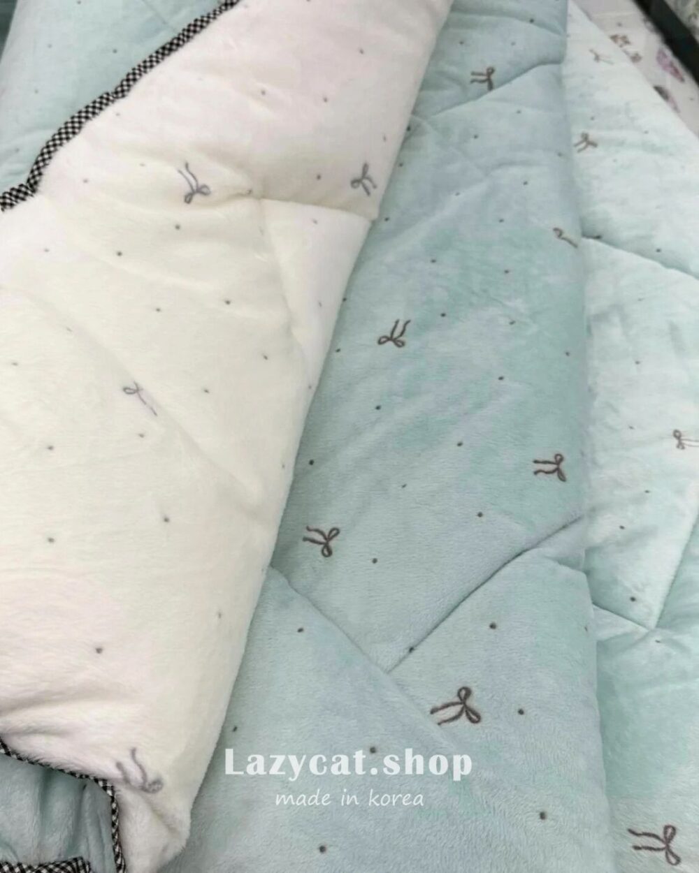 點點蝴蝶結毛絨🌡️毛絨冬被 (13) (預購)【韓國冬被】正韓🇰🇷點點蝴蝶結毛絨🌡️毛絨冬被