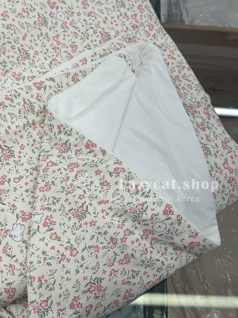 1894762_0 (預購)【韓國涼被】韓國OEM🇰🇷圓圓比熊小花 -7度涼被🧊