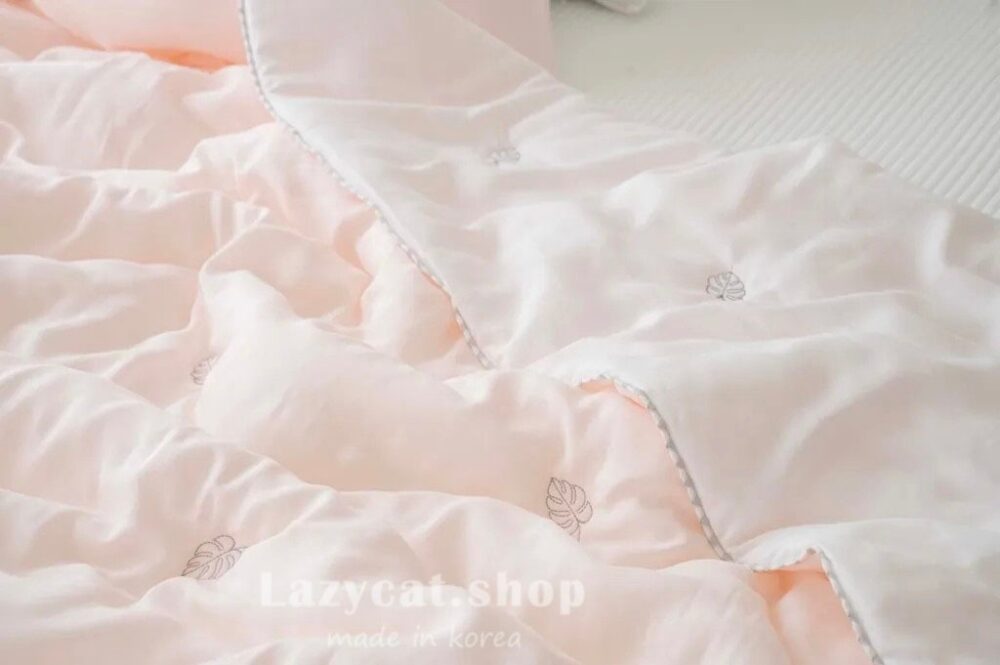 LINE_NOTE_260224_21 (預購)【韓國涼被】正韓🇰🇷刺繡小葉子🧊涼被