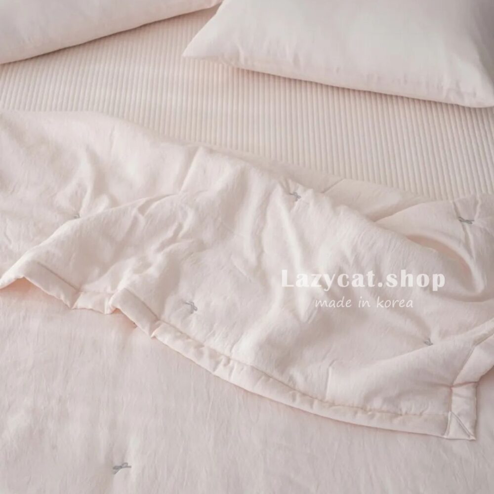 LINE_NOTE_260224_33 (預購)【韓國涼被】正韓🇰🇷小刺繡蝴蝶結🧊涼被