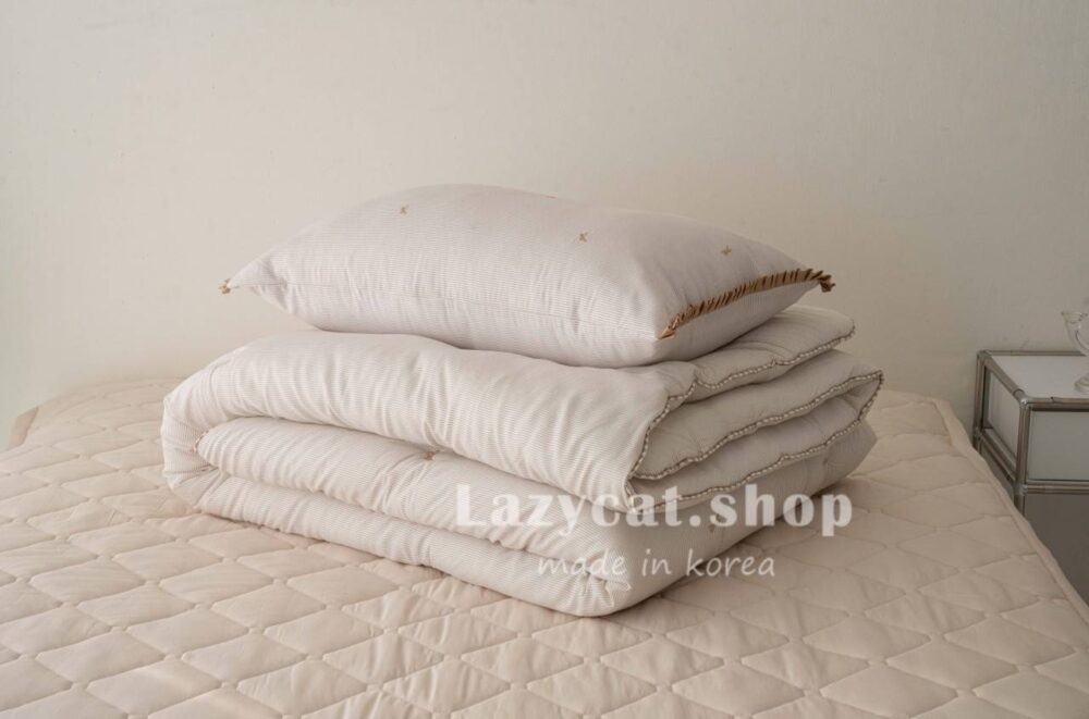 LINE_NOTE_260305_16 (預購)【韓國四季被】正韓🇰🇷刺繡蝴蝶結花邊 薄款/厚款四季被🎀