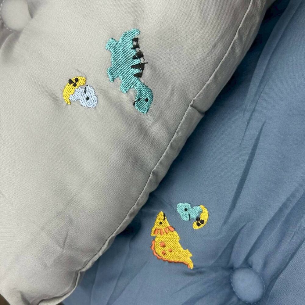 刺繡小恐龍 (3) (預購)【韓國四季被】正韓🇰🇷刺繡侏儸紀恐龍🦖薄款/厚款四季被