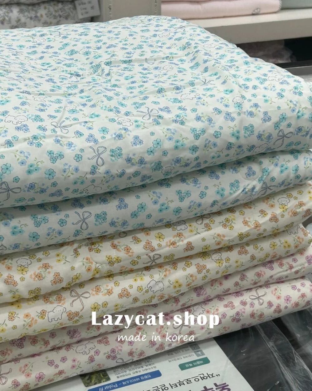 小狗蝴蝶結花園 (4) (預購)【韓國涼被】正韓🇰🇷小狗蝴蝶結花園🧊雙材質涼被