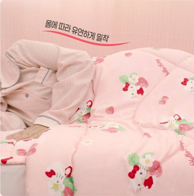 (預購)【韓國限定】Hello Kitty聯名寢具第2彈-kitty四季被+枕套組